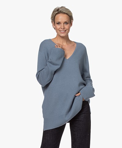 Drykorn Leyani Wool Blend V-neck Sweater - Dusty Blue