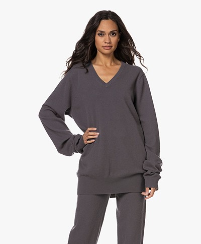 extreme cashmere  N°162 Claim Cashmere Sweater - Concrete