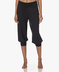 HANRO Yoga Cropped Relaxed-fit Pants - Black Beauty