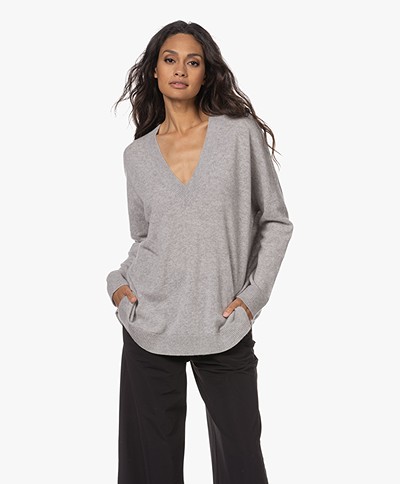 LaSalle Cashmere V-neck Sweater - Grey