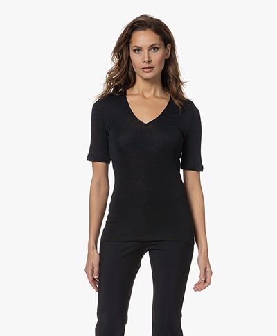 HANRO Wool-Silk Short Sleeve T-shirt - Black