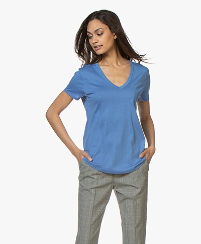 Repeat Lyocell V-neck T-shirt - Blue Jeans