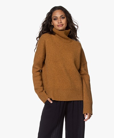 Vanessa Bruno Malo Yak Blend Turtleneck Sweater - Mustard