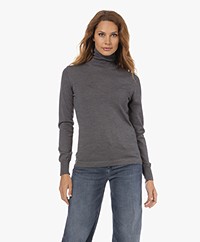 LaSalle Fine Knitted Merino Turtleneck Sweater - Fog