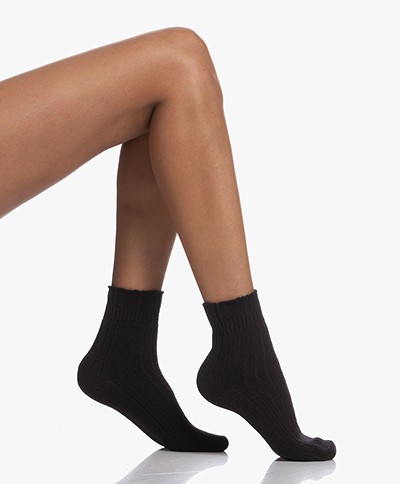 FALKE Wool-Cashmere Blend Bed Socks - Black