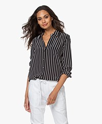 Equipment Essential Gestreepte Zijden Blouse - True Black