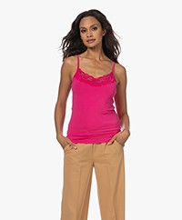 KYRA Kae Spaghetti Top met Kant - Fluo Roze