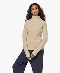 extreme cashmere N°083 Sailor Cashmere Blend Turtleneck Sweater - Latte