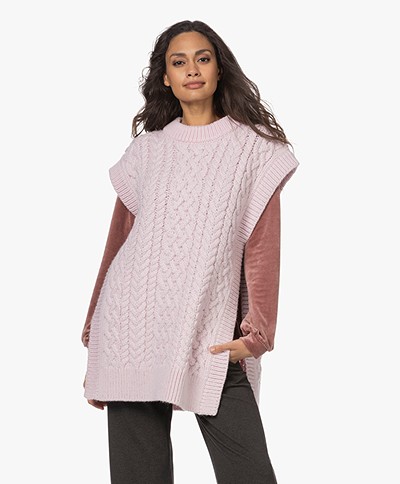 I Love Mr Mittens Cable Knitted Sleeveless Poncho Sweater - Pink