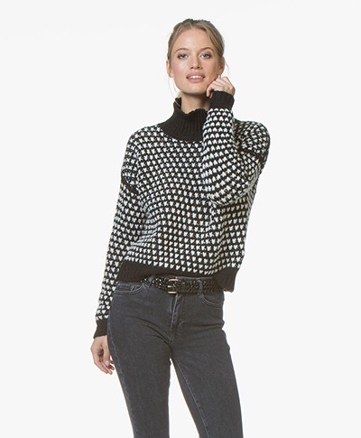 HUGO Suzan Chunky Knit Turtleneck Sweater - Black/White