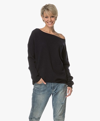 extreme cashmere n°59 Cashmere Boat Neck Sweater  - Navy