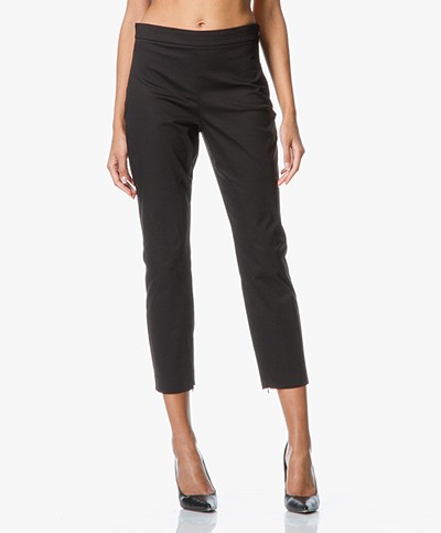 Theory Tonerma Pant in Sateen Stretch - Black 