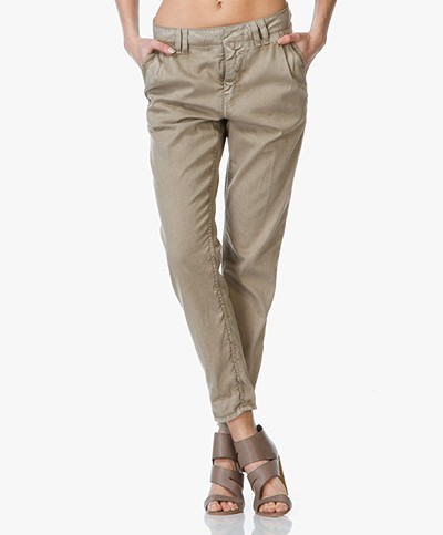Drykorn Drip Casual Pants with Love-worn Look - Dark Beige