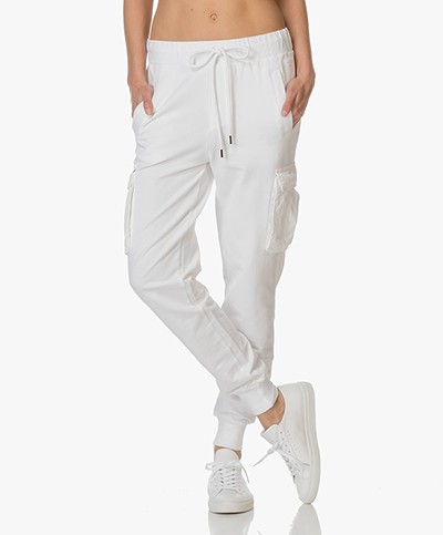 BRAEZ Jersey Sweatpants - White