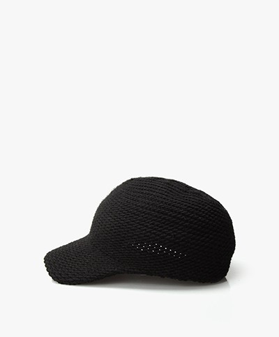 Belluna Renzi Knitted Cap - Black