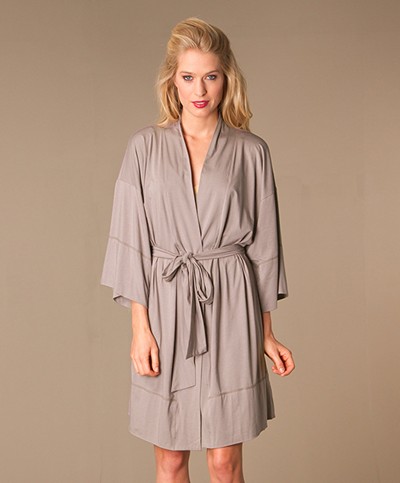 Sunday in Bed Hillarry Kimono - Taupe
