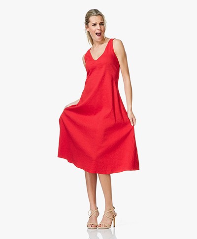 Theory Madrea Linen Blend Midi Dress - Scarlet