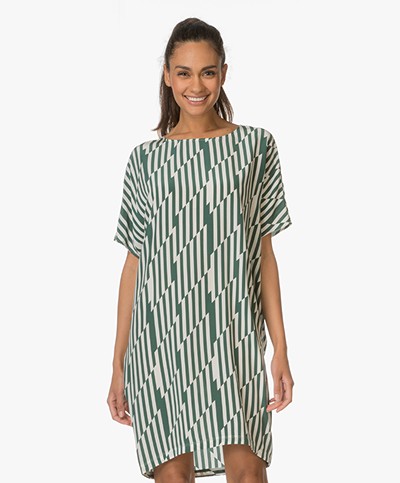 Closed Dress Kima with Stripes in Silk - Dark Green/Ecru