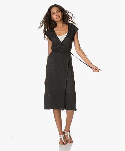 Majestic Wrap Dress with Short Sleeves - Black