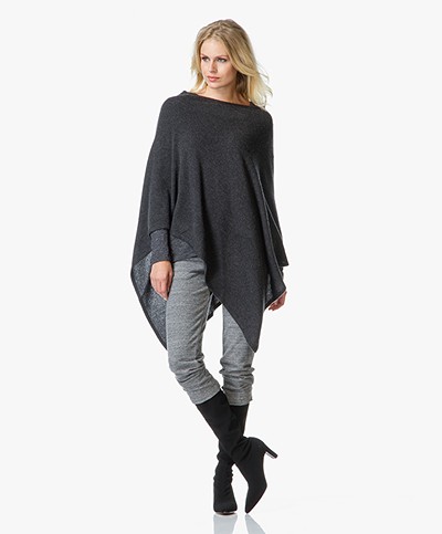 Repeat Cashmere Poncho - Donkergrijs 