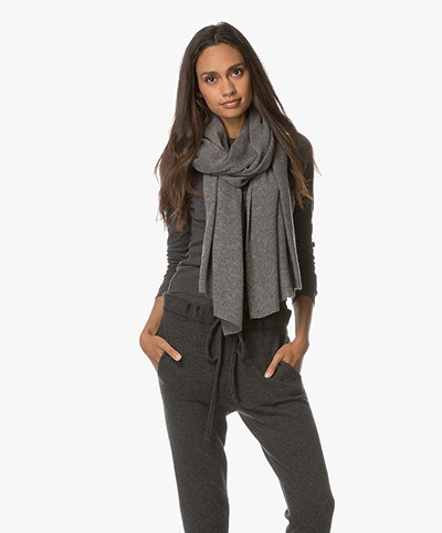 Repeat Cashmere Scarf - Med Grey