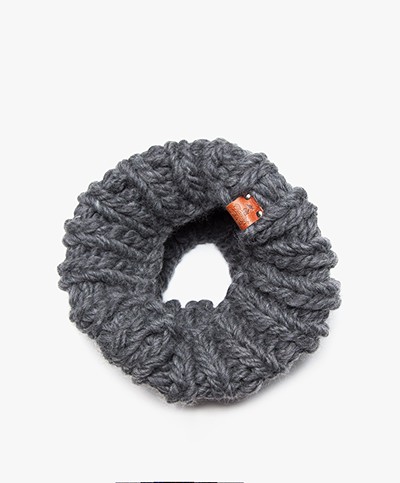 Granny's Finest Mees Cowl - Earl Grey
