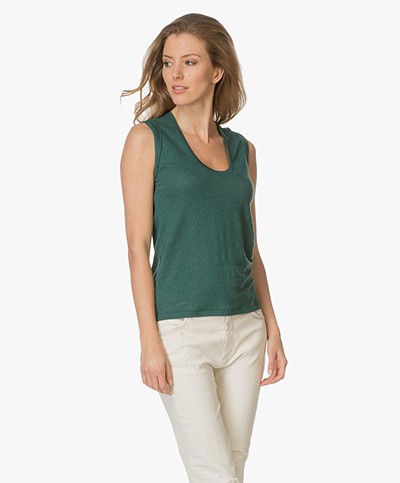 Closed Sleeveless Top in Linen - Lorbeer Green