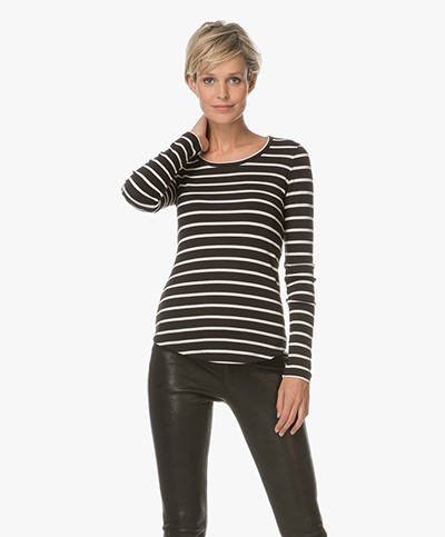 Closed Striped Long Sleeve - Black/White