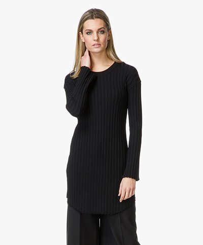 Filippa K Extralange Geribde Sweater - Zwart